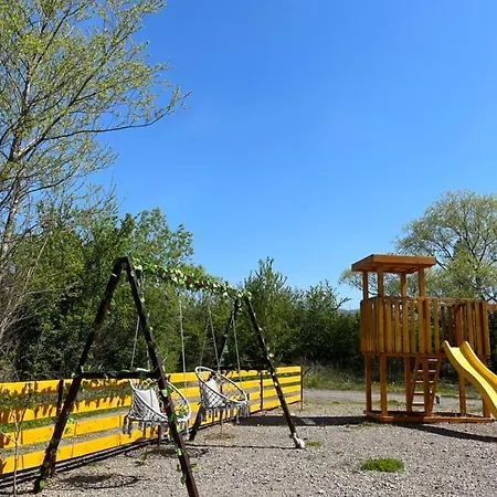 Brvnare Madera Banja * Ždrelo