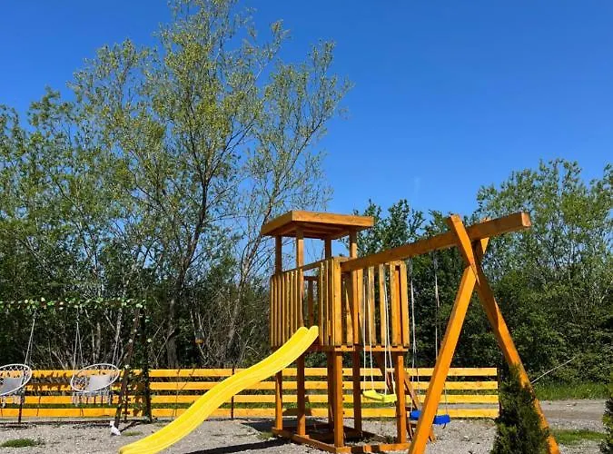 Brvnare Madera Banja * Ždrelo